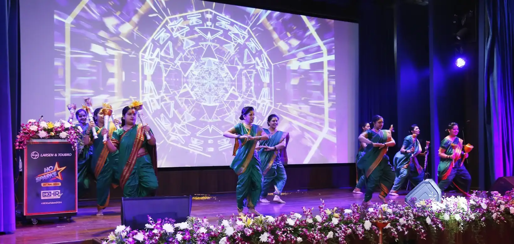 HO Sparks